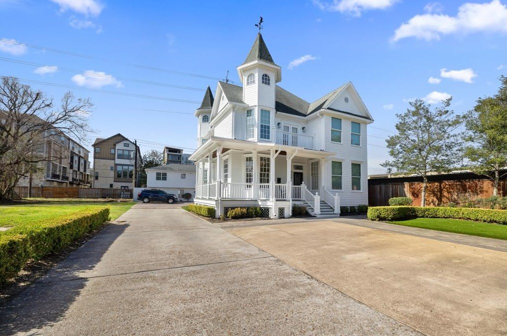811 Heights Blvd, Houston, TX 77007