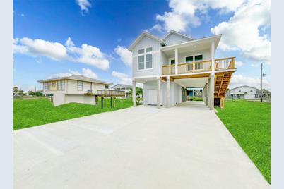 16651 Jolly Roger Road, Jamaica Beach, TX 77554 - Photo 1