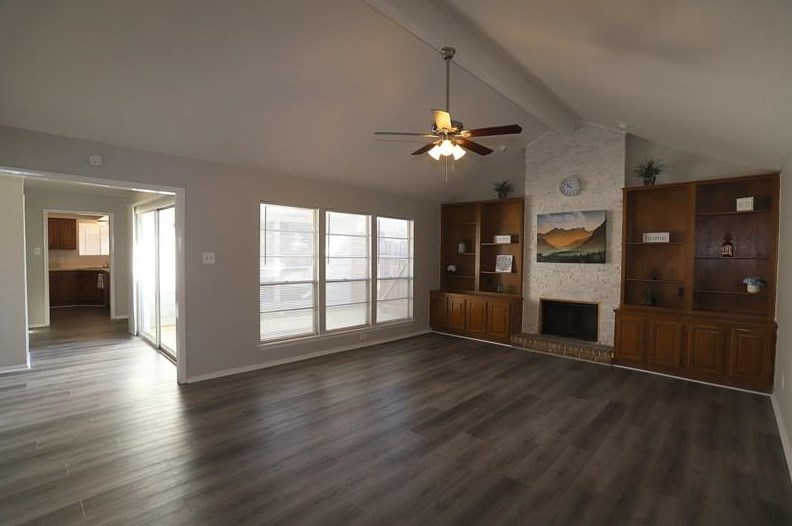 10826 Lynbrook Dr, Houston TX  77042-1636 exterior