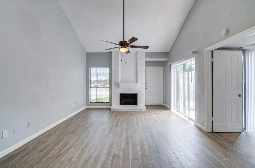 810 Dunson Glen Dr #403, Houston, TX 77090
