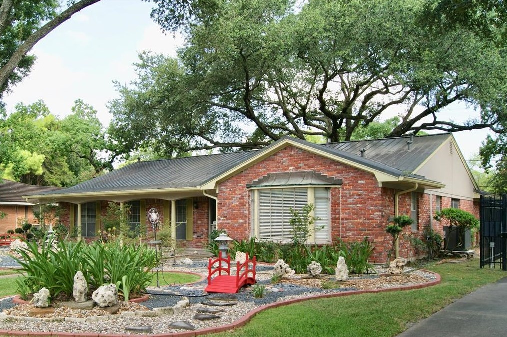 5614 Bellfort St, Houston TX  77033-3007 exterior