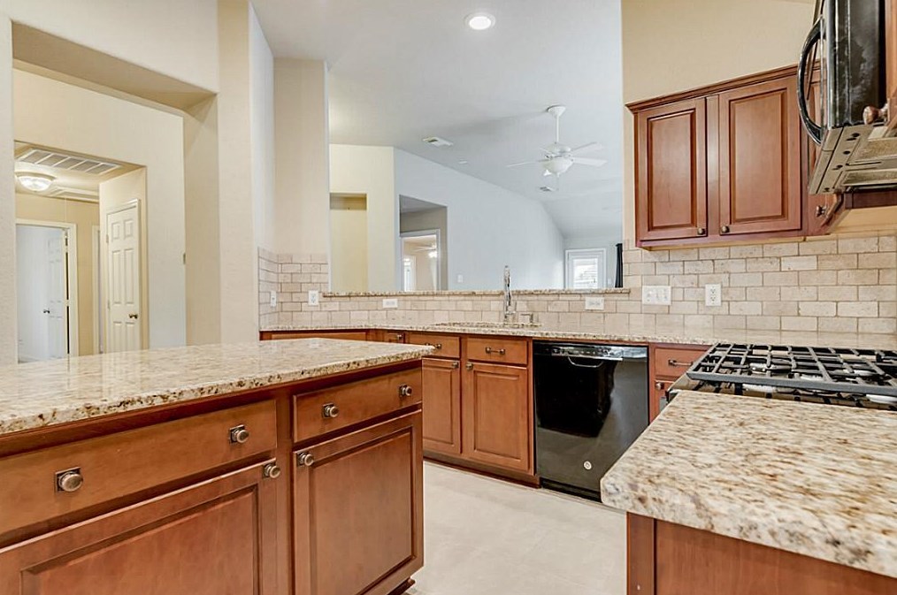 17406 Thicket Hollow Ln, Cypress TX  77429-1596 exterior