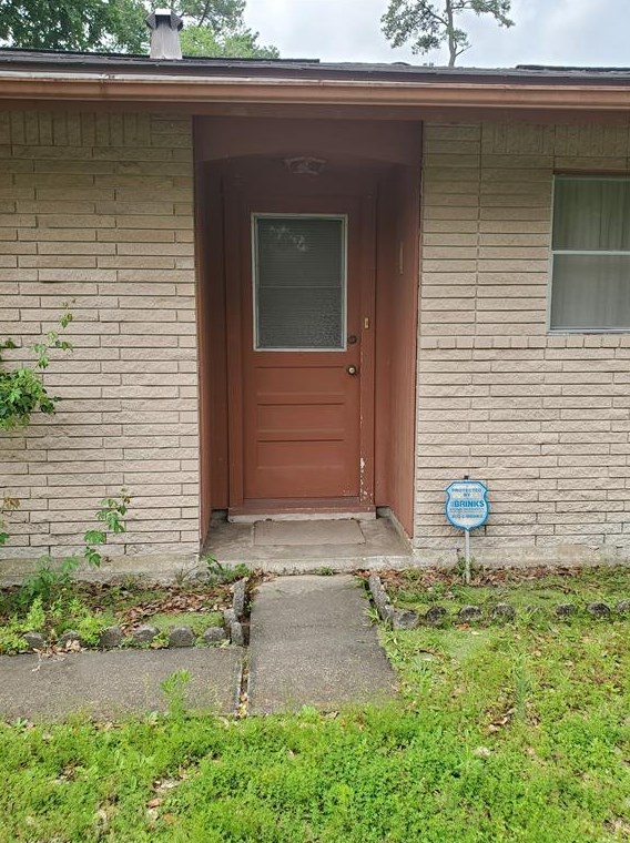 10434 Bretton Dr, Houston TX  77016-3222 exterior