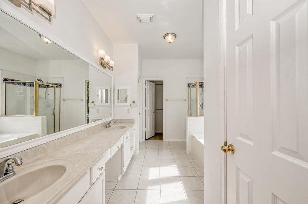 4803 Caladium Dr, Sugar Land TX  exterior