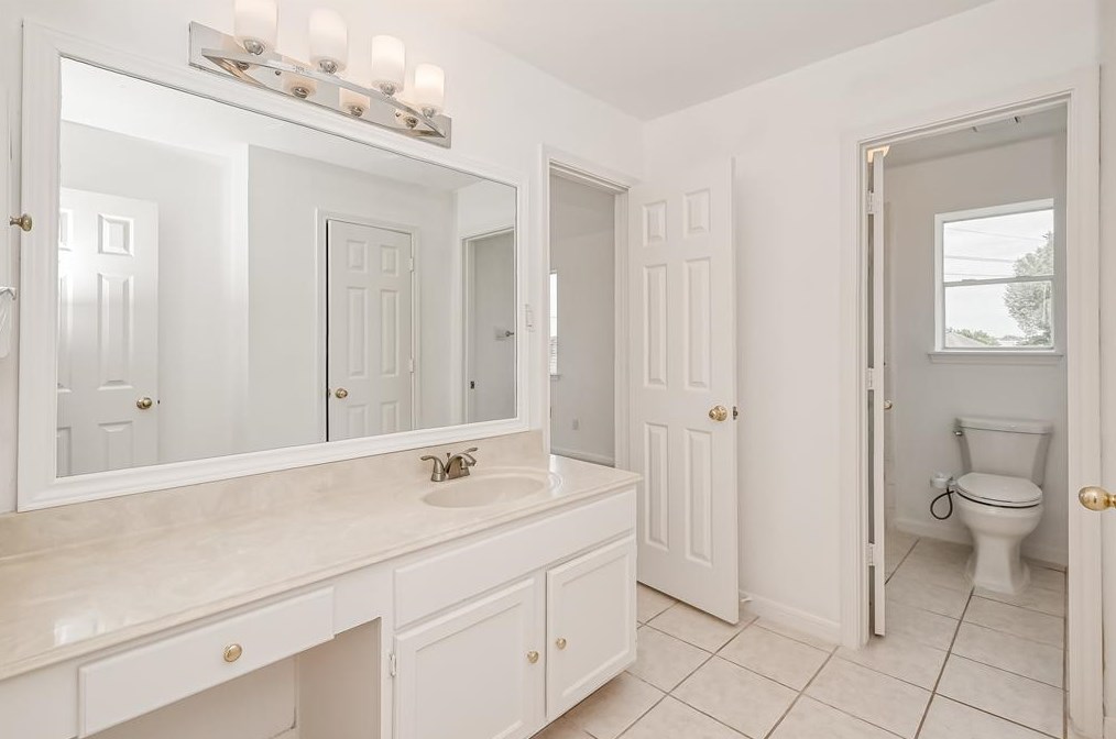4803 Caladium Dr, Sugar Land TX  exterior