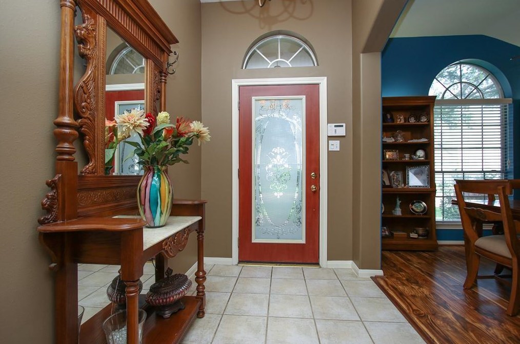 6918 Catarina Cir, Houston TX  77084-1290 exterior