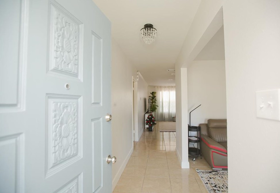 7618 Riptide Dr, Houston TX  77072-3335 exterior