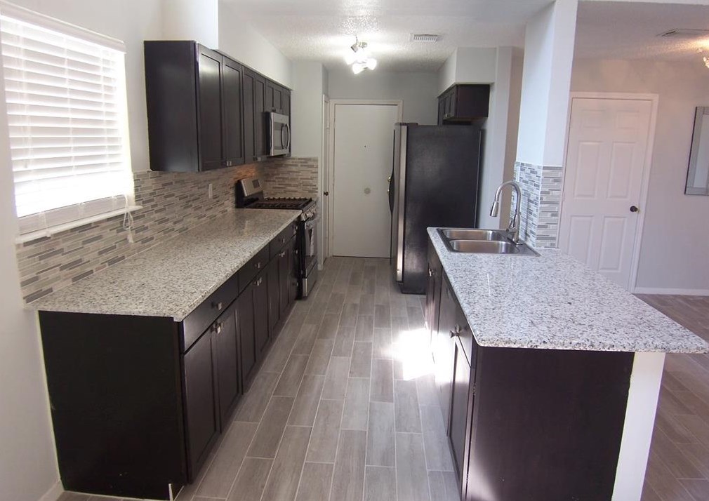 1415 Grand Junction Dr, Katy, TX 77450