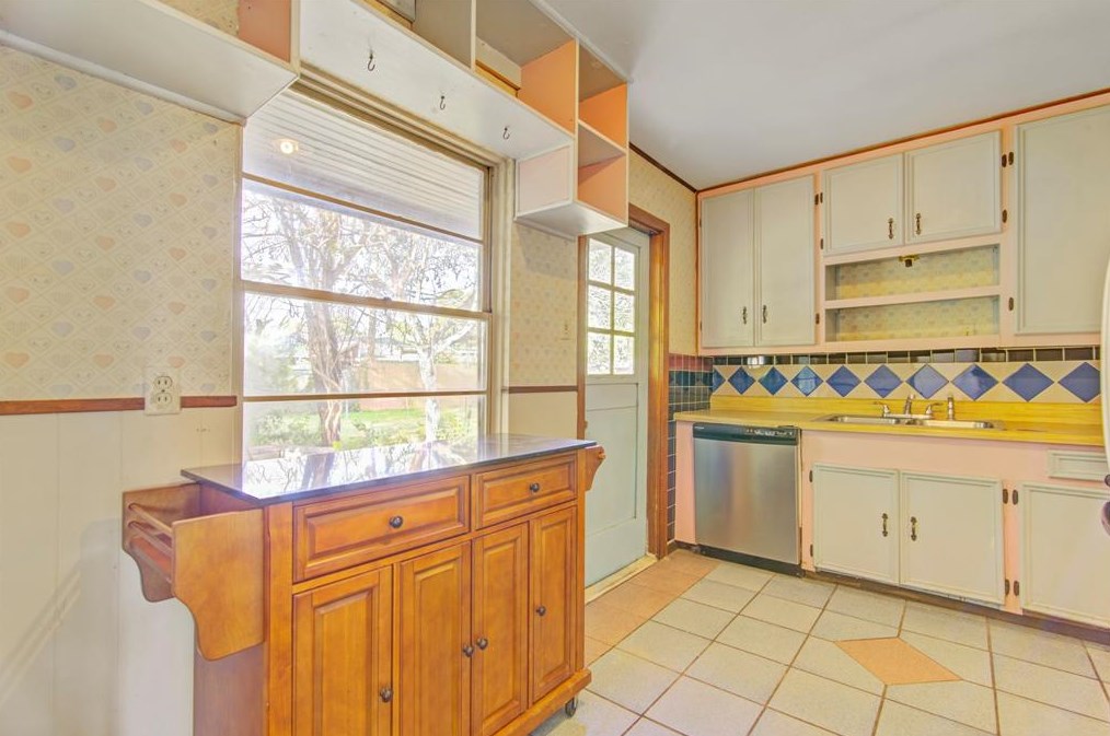 1203 Elton St, Houston TX  77034-1124 exterior