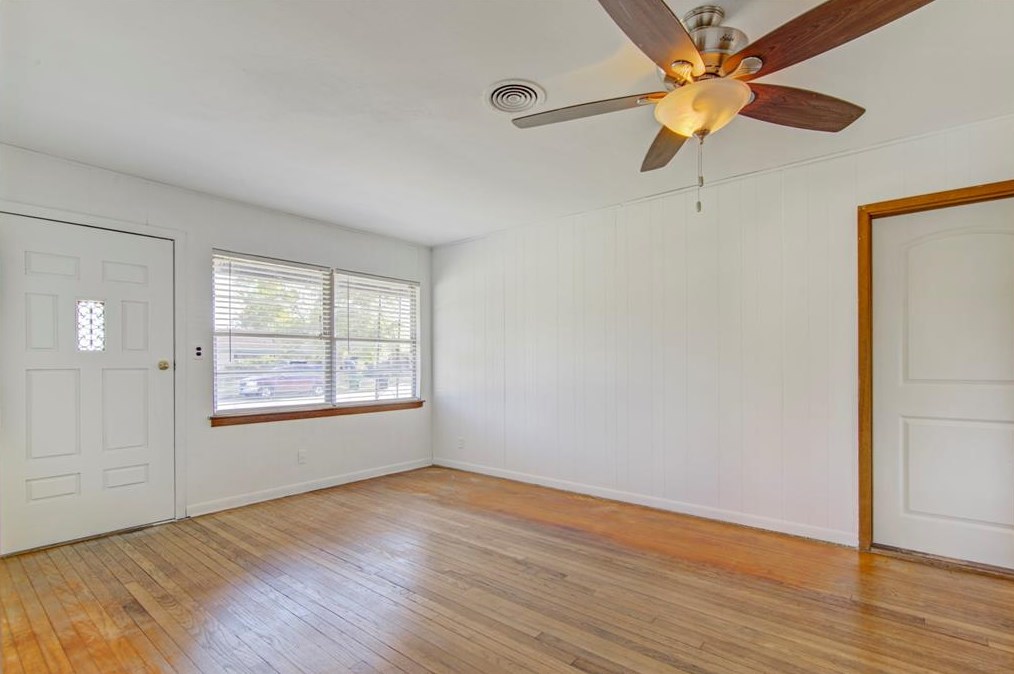 1203 Elton St, Houston TX  77034-1124 exterior