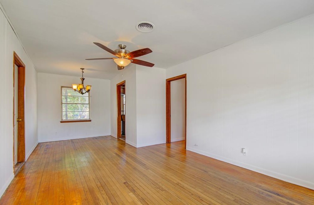 1203 Elton St, Houston TX  77034-1124 exterior
