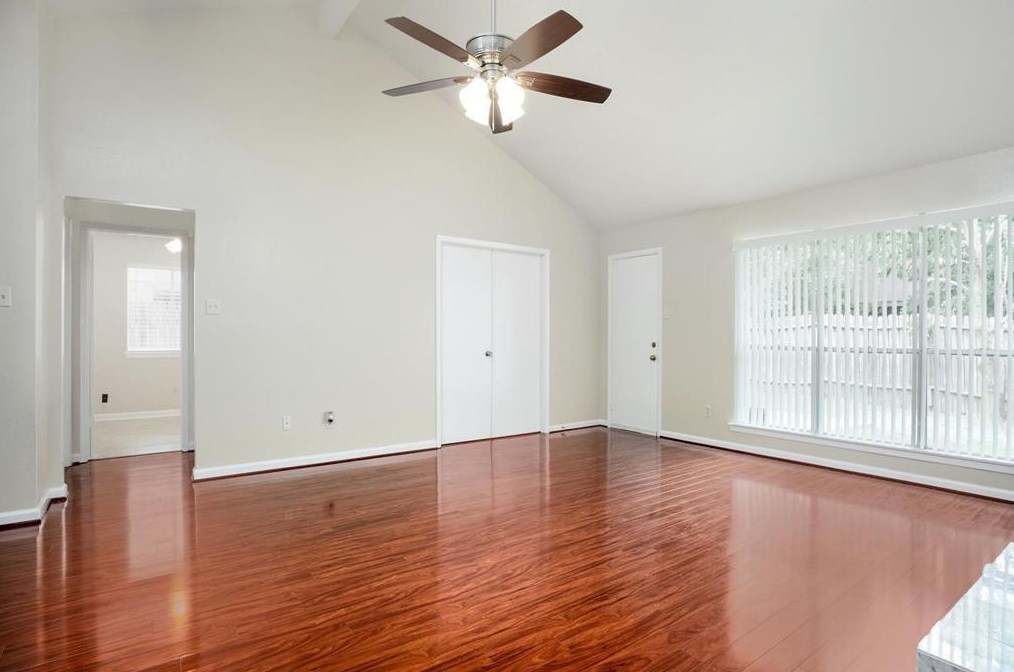 12714 Fenimore Ct, Sugar Land, TX 77478