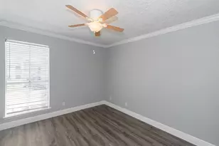 3919 Fairmont Pkwy, Pasadena, TX 77504 - Photo 12