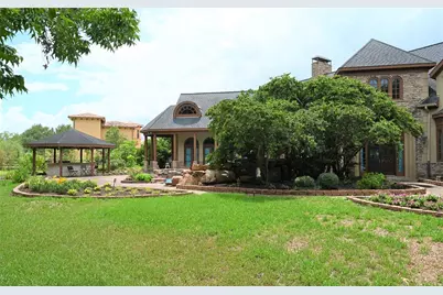 326 W Alkire Lake Drive, Sugar Land, TX 77478 - Photo 6