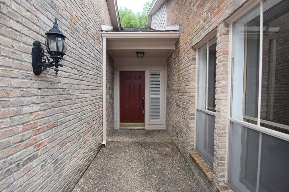 715 Trademark Pl, Houston, TX 77079