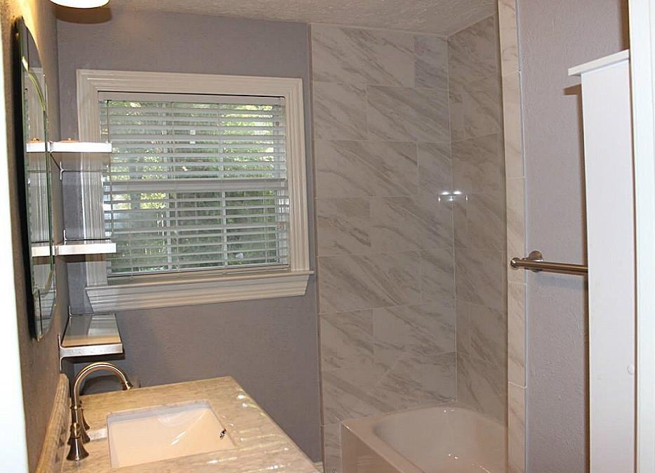 3315 Cloverdale St, Houston TX  77025-4512 exterior