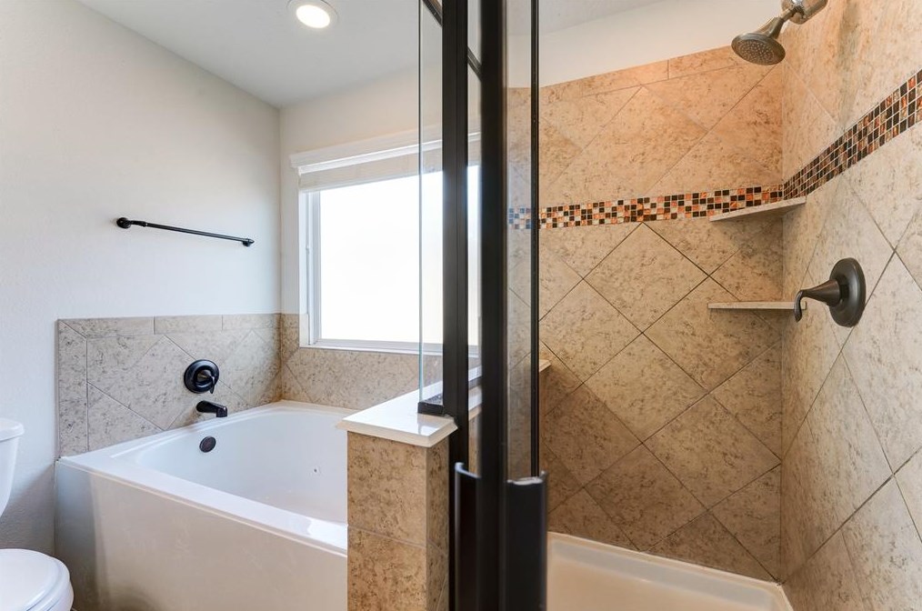 2542 Skyview Pt, Houston TX  77047-8120 exterior