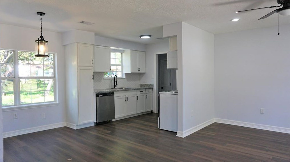 10413 Wolbrook St, Houston TX  77016-3207 exterior