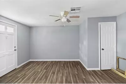 918 Martin Luther King Drive, Huntsville, TX 77320 - Photo 14