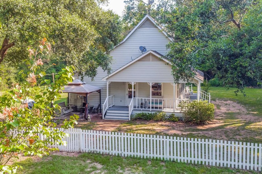 13290 Stowe Rd, Conroe, TX 77306-7764