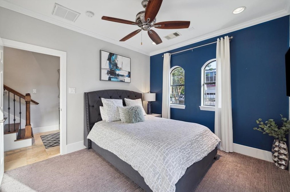 1403 Elgin St, Houston TX  77004-2834 exterior