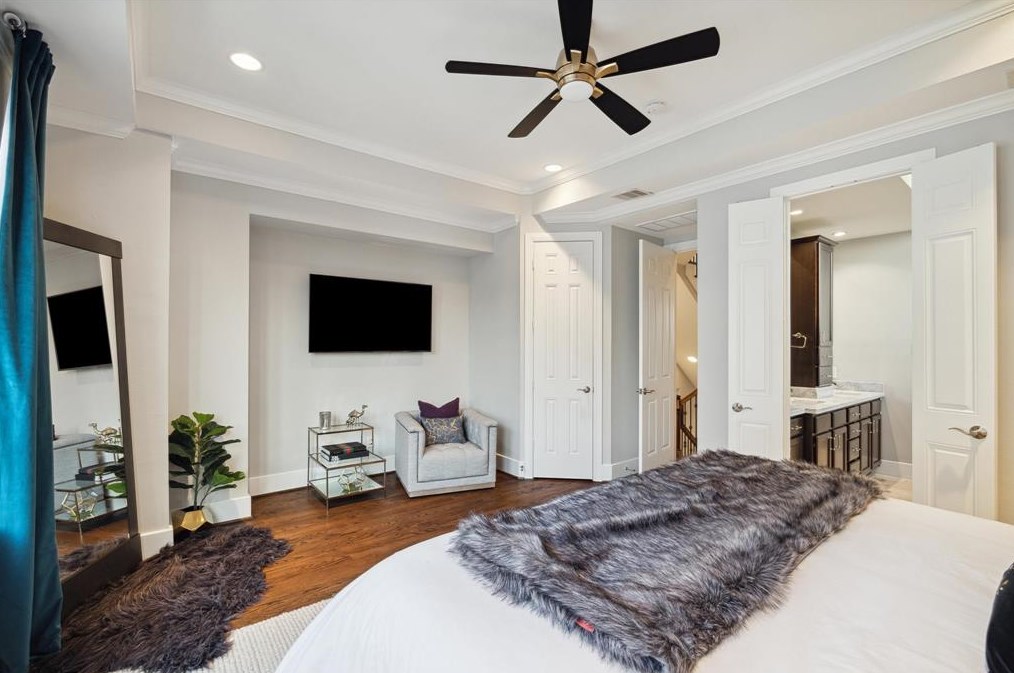 1403 Elgin St, Houston TX  77004-2834 exterior