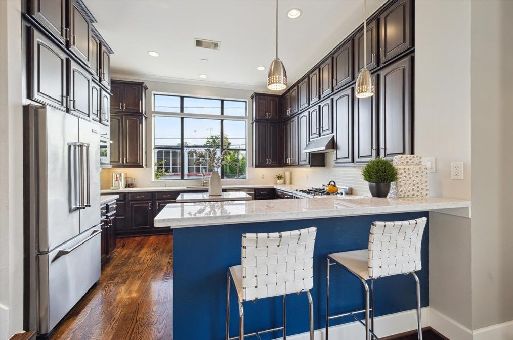 1403 Elgin St, Houston TX  77004-2834 exterior