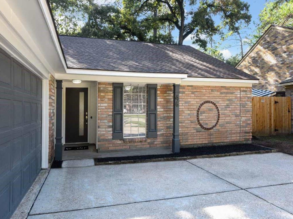 46 Still Corner Pl, Spring, TX 77381-3250