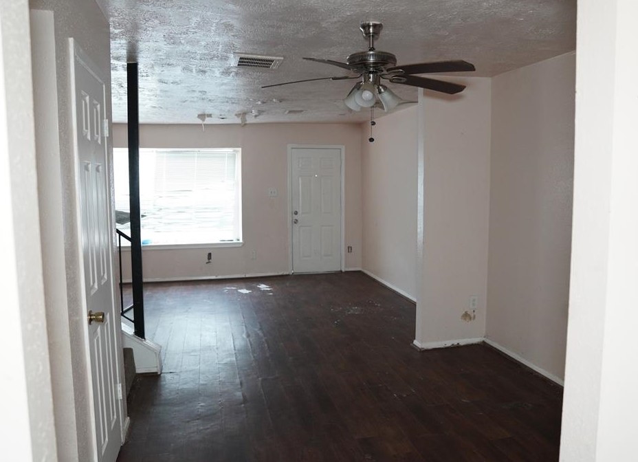 7109 Chasewood Dr, Missouri City TX  77489-2517 exterior