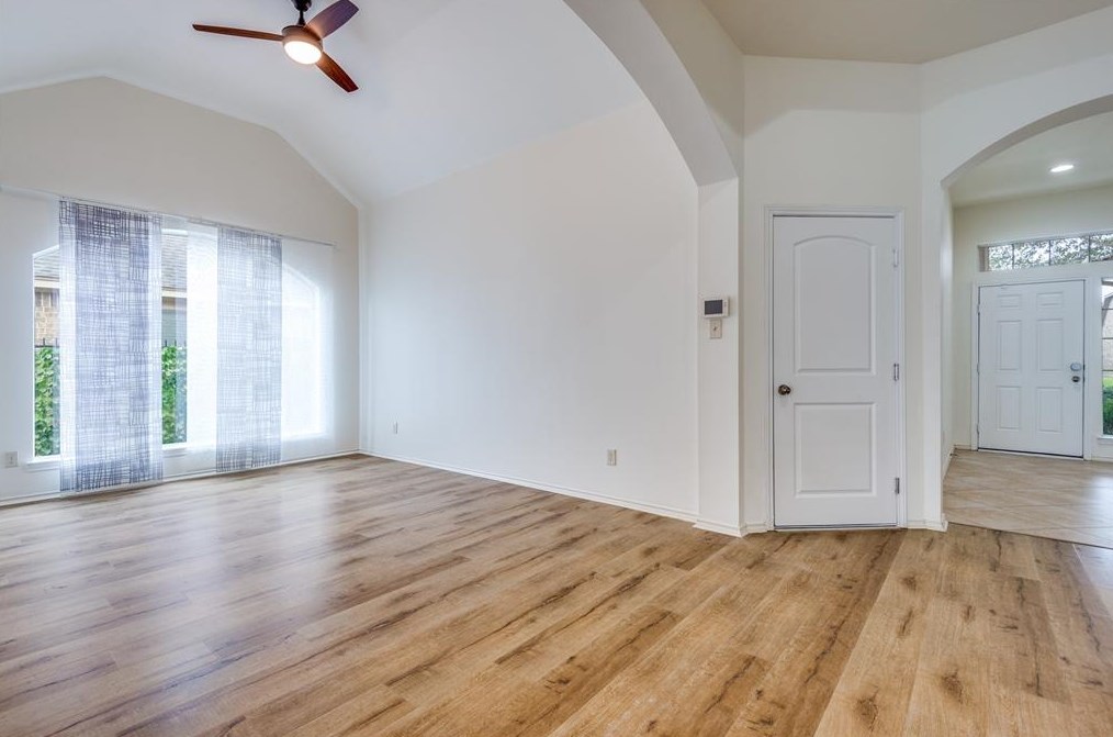 25835 Palmdale Estate Dr, Richmond, TX 77406