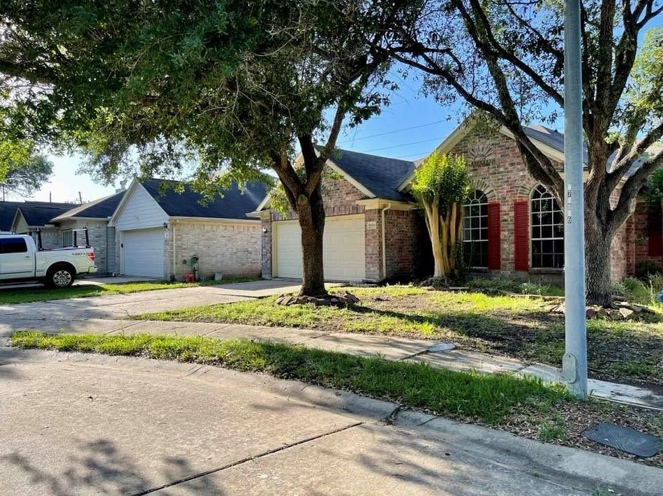 18110 Branching Oak Ct, Richmond, TX 77407