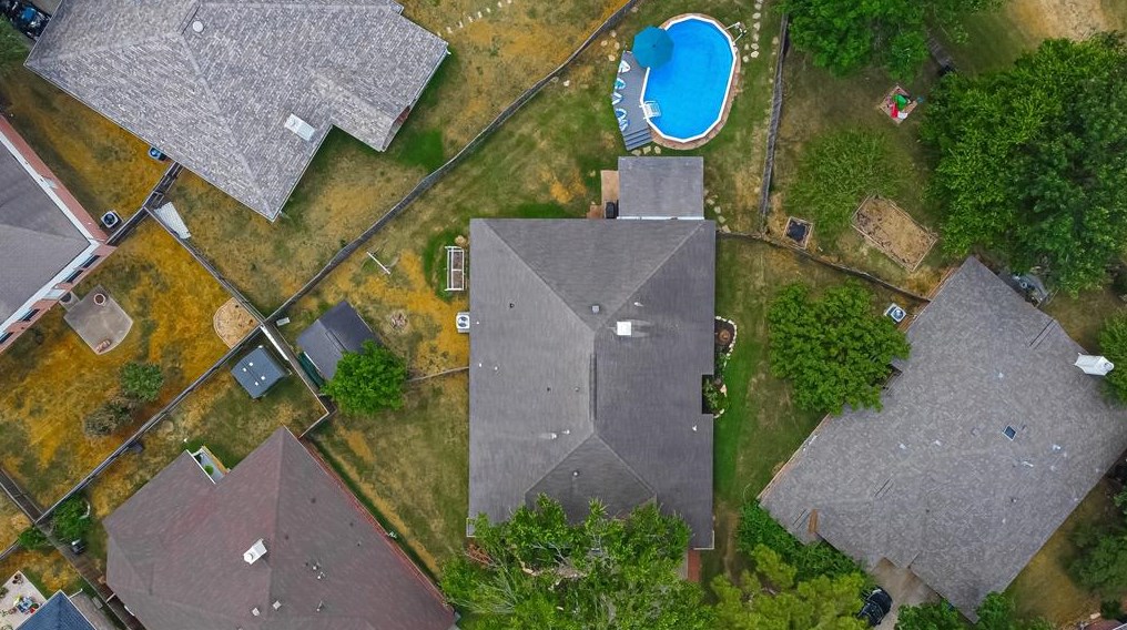 16806 Basewood Ct, Sugar Land TX  77498-4662 exterior