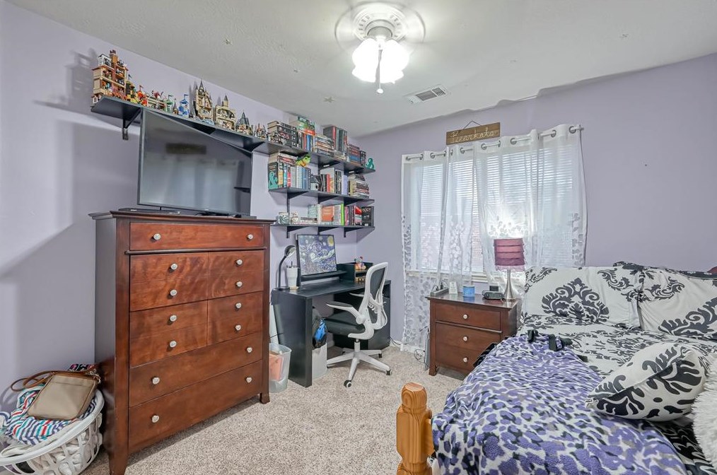 16806 Basewood Ct, Sugar Land TX  77498-4662 exterior