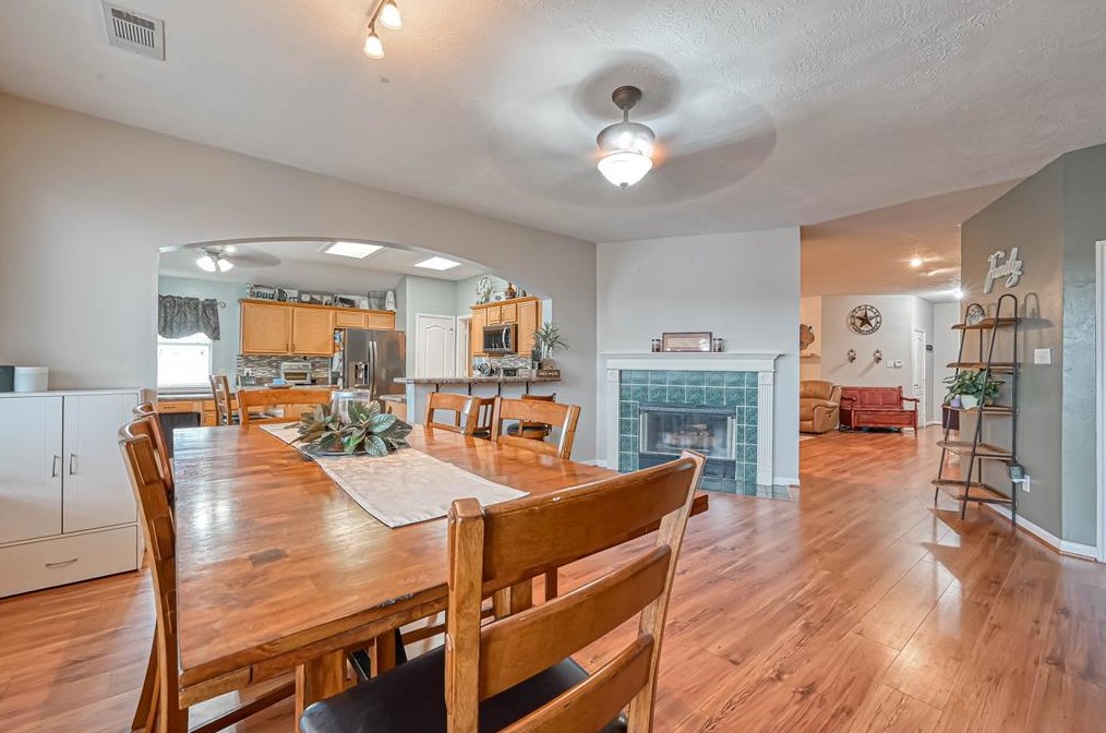 16806 Basewood Ct, Sugar Land TX  77498-4662 exterior