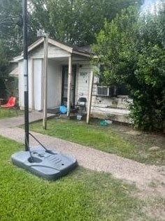 5042 Carmen St, Houston, TX 77033-3201