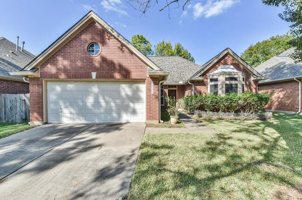 20318 Vaulted Chestnut Ln, Cypress TX  77433-5606 exterior