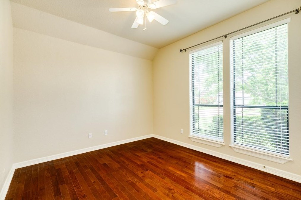 103 Corkwood St, Richwood TX  77566-5710 exterior