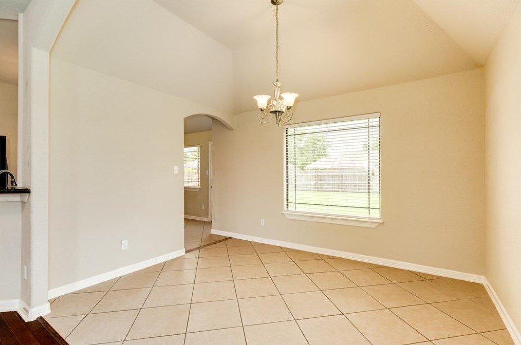 103 Corkwood St, Richwood TX  77566-5710 exterior