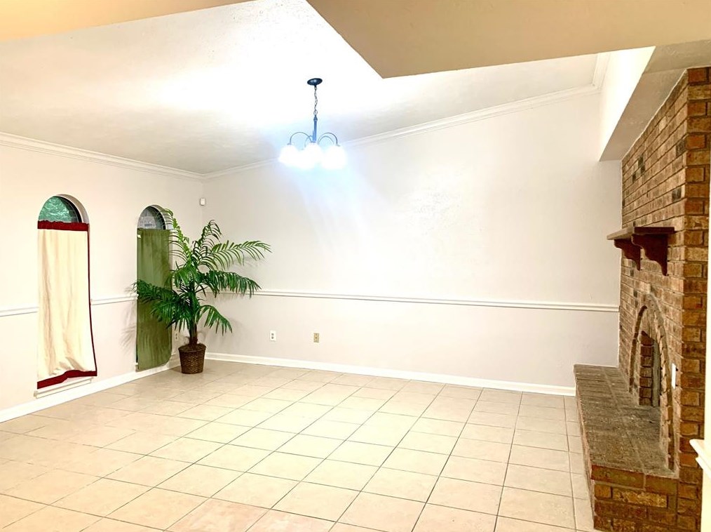 6710 Pickett Dr, Richmond, TX 77469