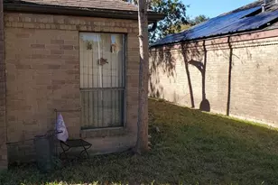 12518 N Garden St, Houston, TX 77071 - Photo 2