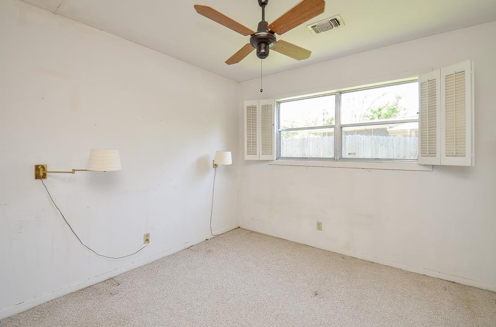 7150 Carvel Ln, Houston TX  77072-3034 exterior