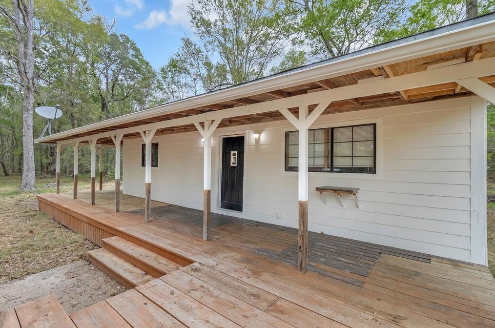 7436 Wade Rd, Orange TX  77632-6359 exterior