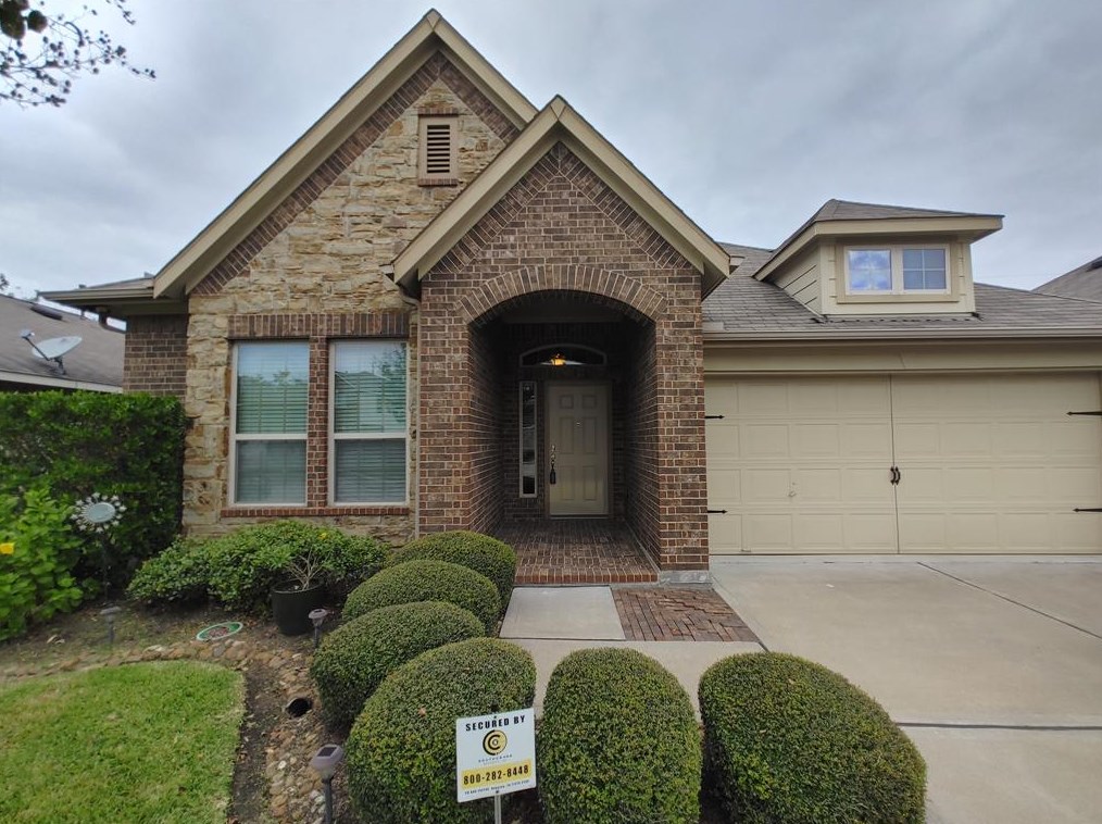 22018 Cascade Hollow Ln, Spring, TX 77379
