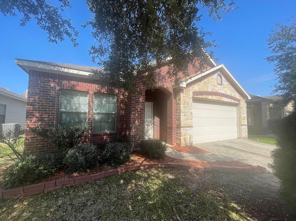 24318 Courtland Oaks St, Katy TX  77494-0276 exterior