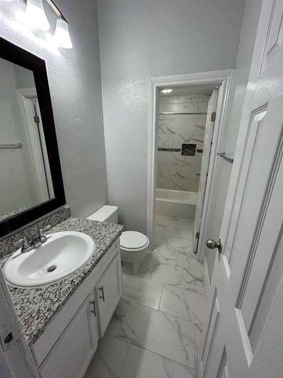 7820 Seawall Blvd #111, Galveston, TX 77551