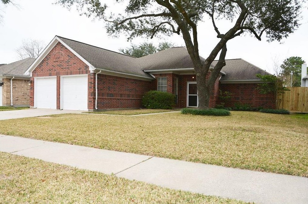 19722 Kilborne Park Ln, Spring, TX 77379
