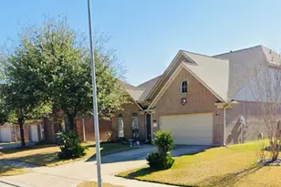 922 N Sky Dr, Houston, TX 77073 - Photo 1