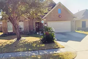 922 N Sky Dr, Houston, TX 77073 - Photo 2
