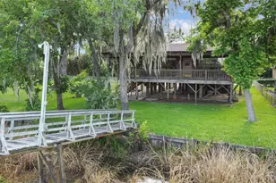 30523 Plantation Dr, Damon, TX 77486 - Photo 4