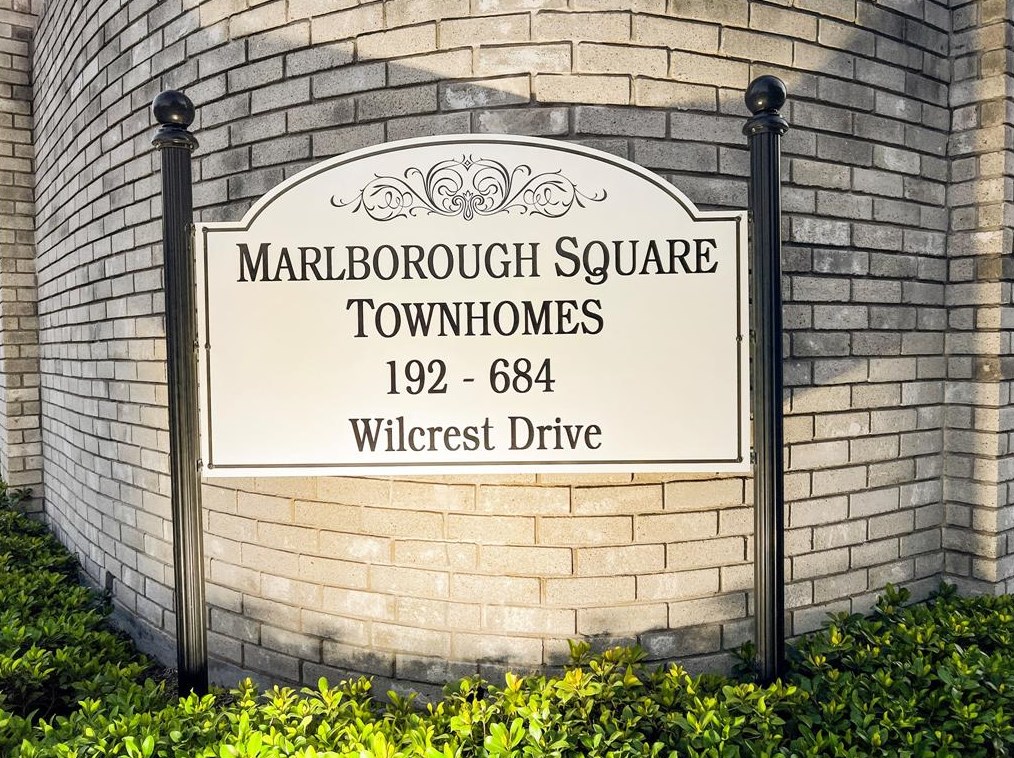 232 Wilcrest Dr, Houston, TX 77042-1004